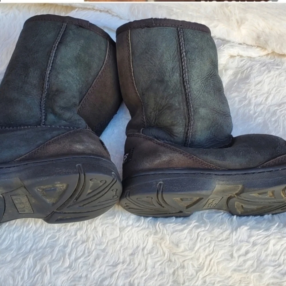 Ugg Ultimate Shortie‎ Boots 8